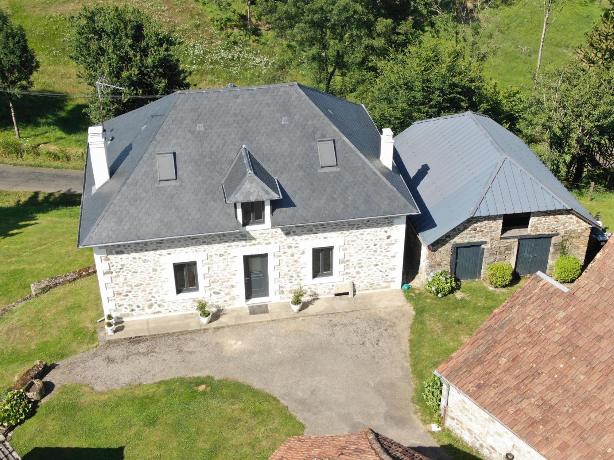 Maison Dans Ancien Corps De Ferme 4 A 6 Personnes Saint-Clement  Kültér fotó